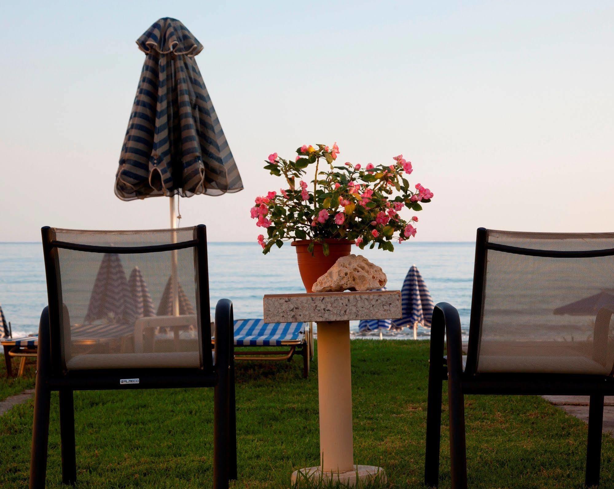 Ermis Suites Platanés エクステリア 写真